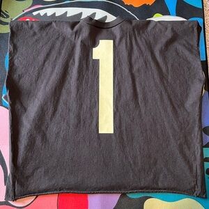 Kanye West Vultures One Box 1 T Shirt L  1 Black Authentic Yeezy Supply YZY